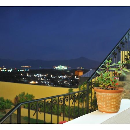 Mirador Del Lago Patzcuaro Exterior photo