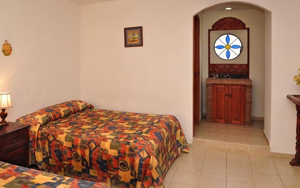 Mirador Del Lago Patzcuaro Room photo